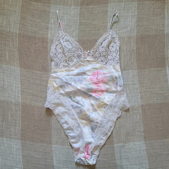 Vintage White Floral Sheer Lace Body Suit